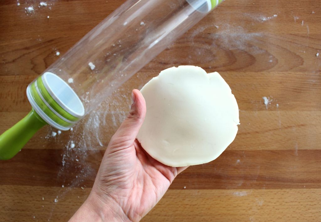 come creare stelle in pasta di bicarbonato per decorare albero di natale