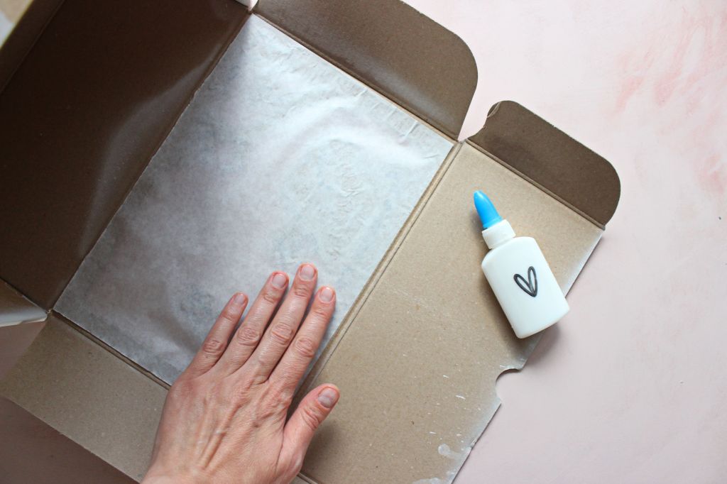 come trasformare una scatola delle scarpe in una decorazione luminosa per la casa